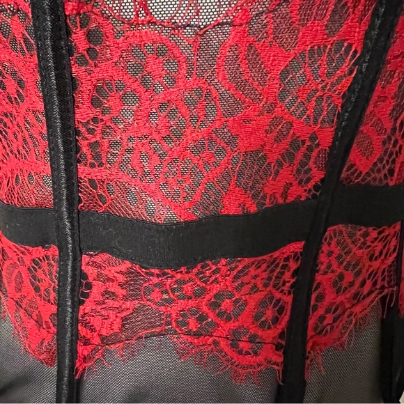 Just Sexy Lingerie bustier black red lace boning large EUC - Picture 4 of 7